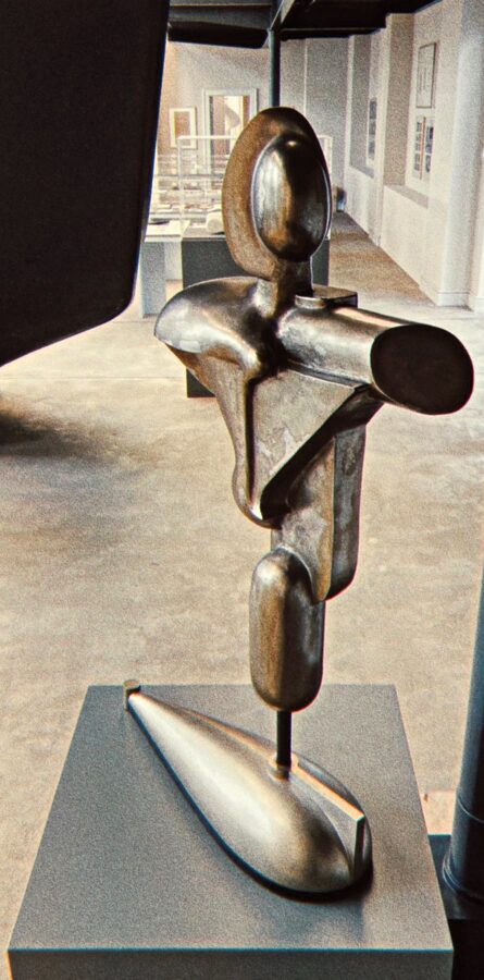 Oskar Schlemmers skulptur Abstrakt figur